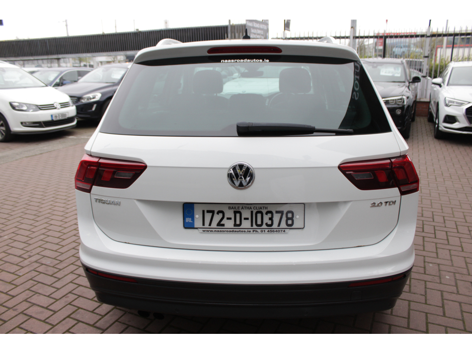 2017 Volkswagen Tiguan - image 5