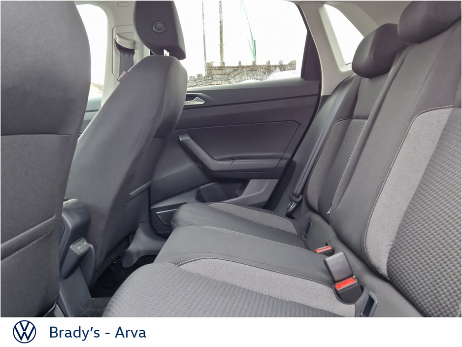 2025 Volkswagen Polo - image 7