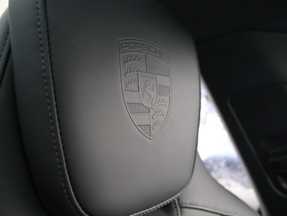 2026 Porsche Taycan 4S Cross Turismo €164,000