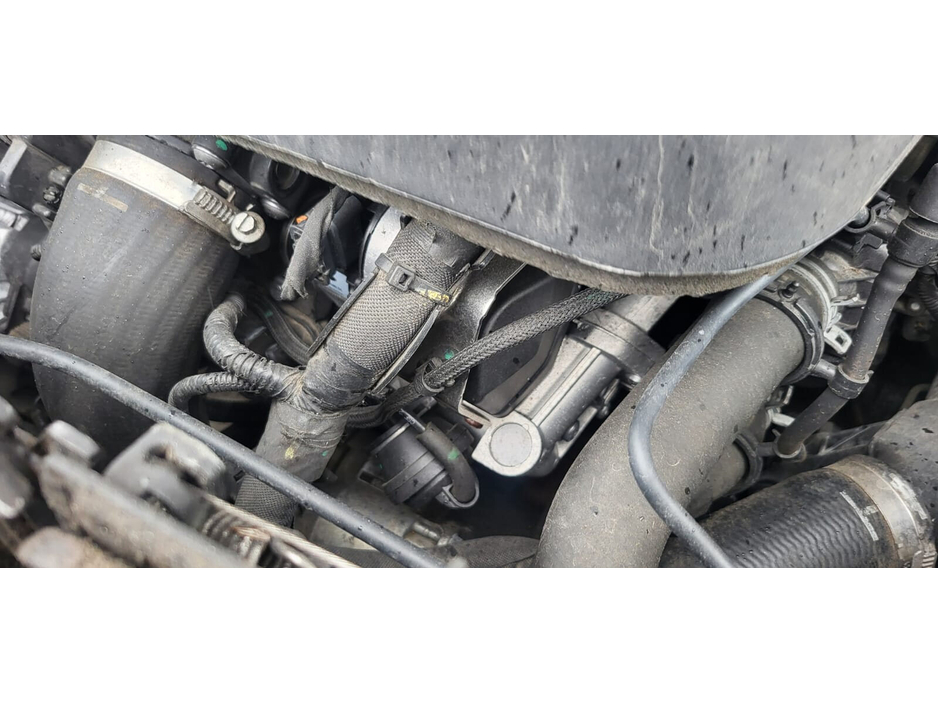 2015 Ford Kuga - image 17