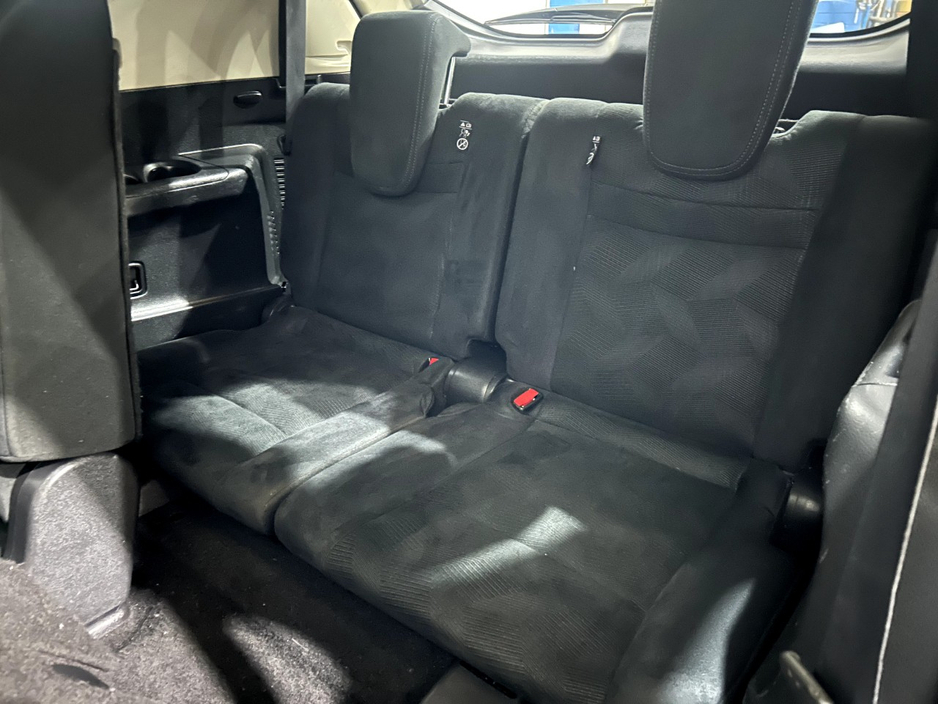 2017 Nissan X-Trail - image 10