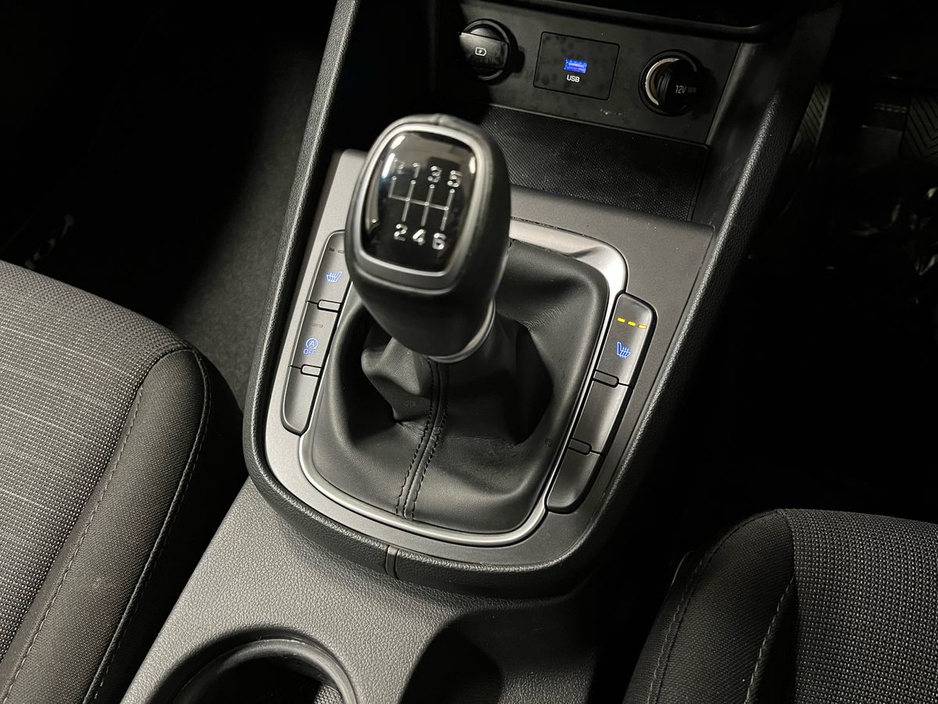 2021 Hyundai Kona - image 4