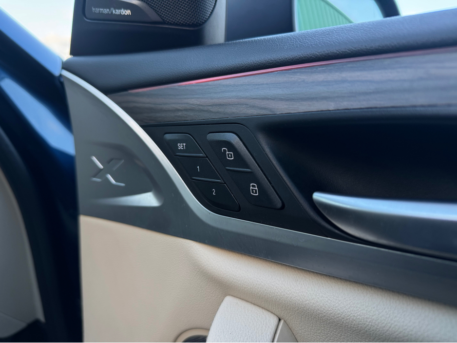 2018 BMW X3 - image 22