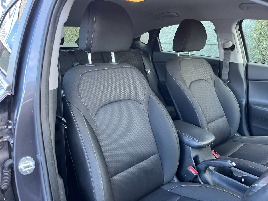 2018 Hyundai i30 - image 11