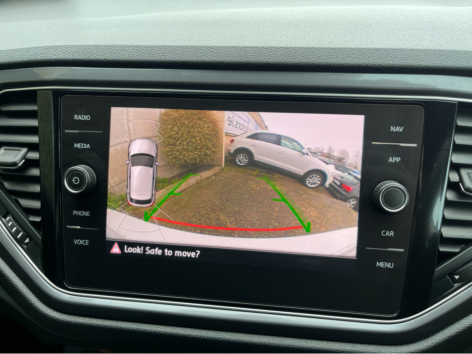 2020 Volkswagen T-Roc - image 22