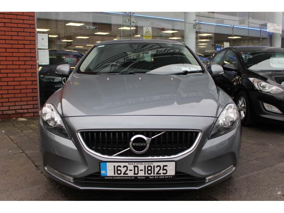 2016 Volvo V40 D2 MOMENTUM ED GT 5DR AUTOMATIC €13,300
