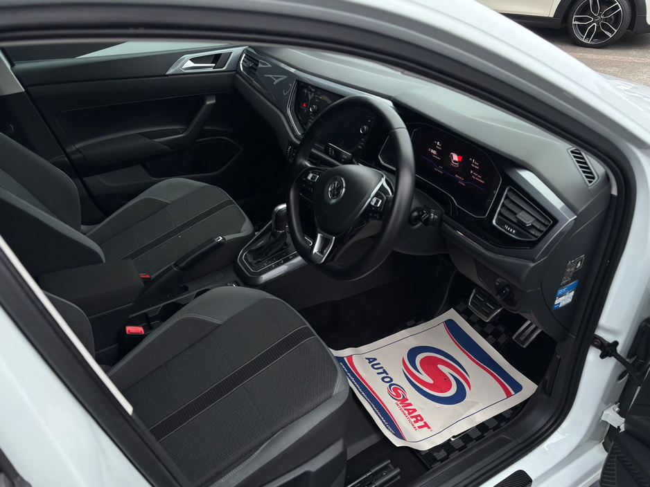 2019 Volkswagen Polo - image 4
