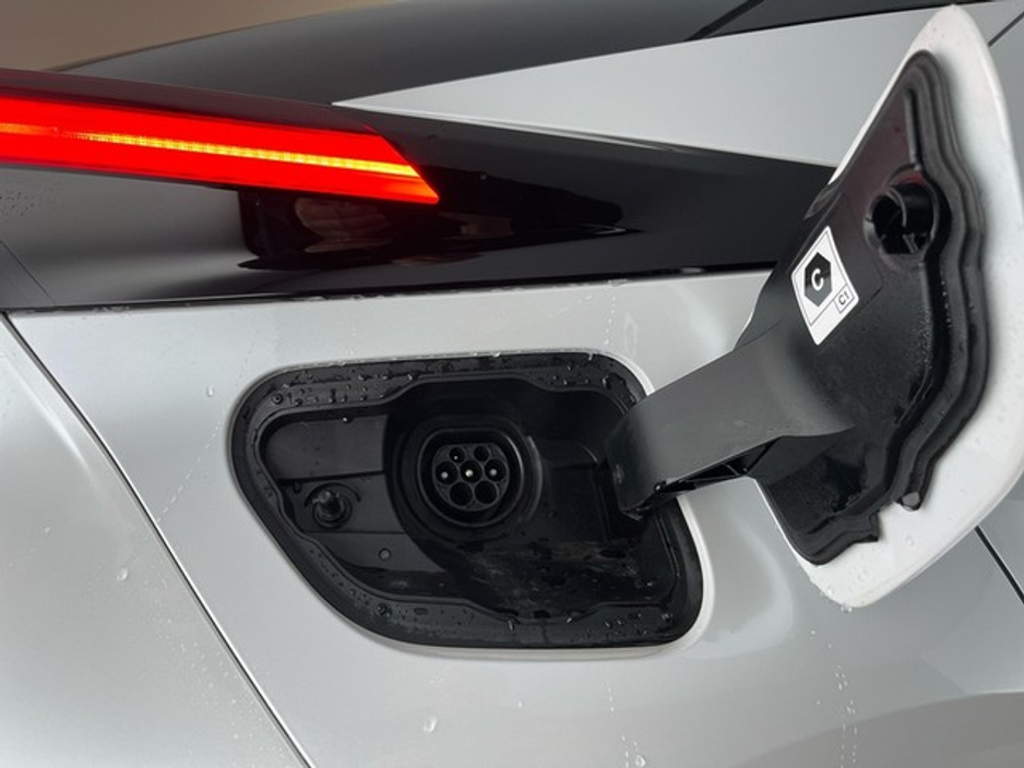 2025 Toyota C-HR C-HR PHEV SPORT+ €39,950