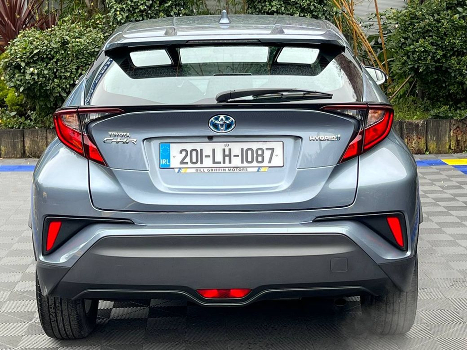 2020 Toyota C-HR - image 16