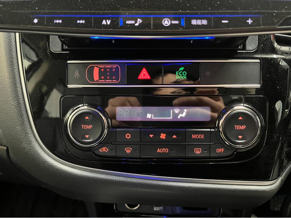 2019 Mitsubishi Outlander - image 22