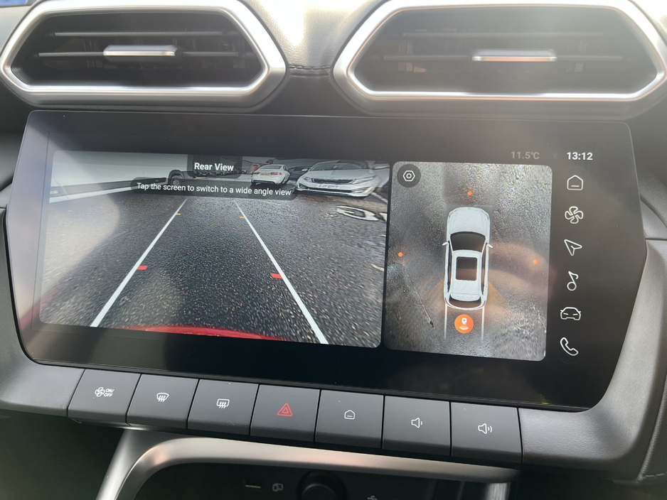 2026 MG ZS TROPHY HYBRID. €27,134