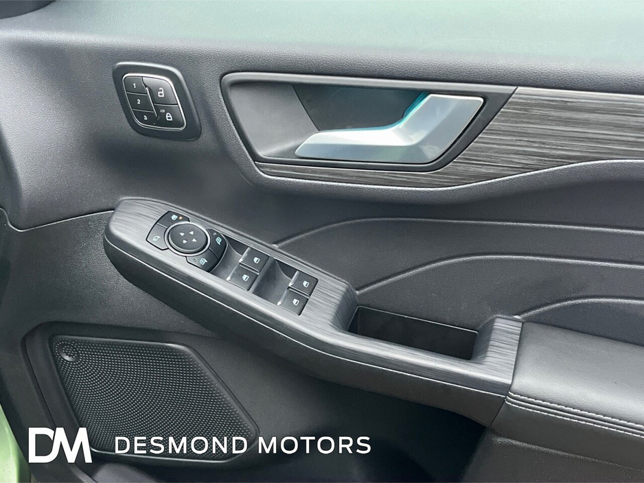 2025 Ford Kuga ACTIVE PHEV CVT €39,500