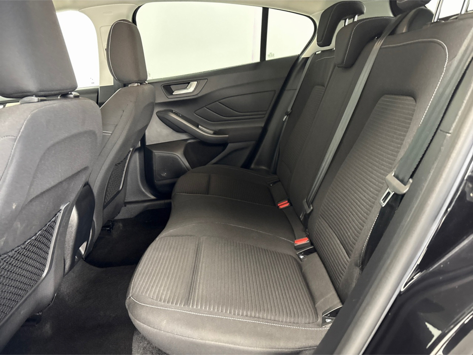 2023 Ford Focus TITANIUM 1.0T**MULTIFUNCTIONAL STEERING WHEEL**TOUCH SCREEN MEDIA DISPLAY**APPLE CARPLAY**BLACK CLOTH INTERIOR**SATNAV**KEYLESS START**BLACK CLOTH INTERIOR**FINANCE AVAILABLE** €23,495