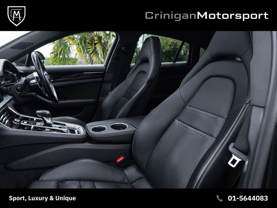 2020 Porsche Panamera - image 3