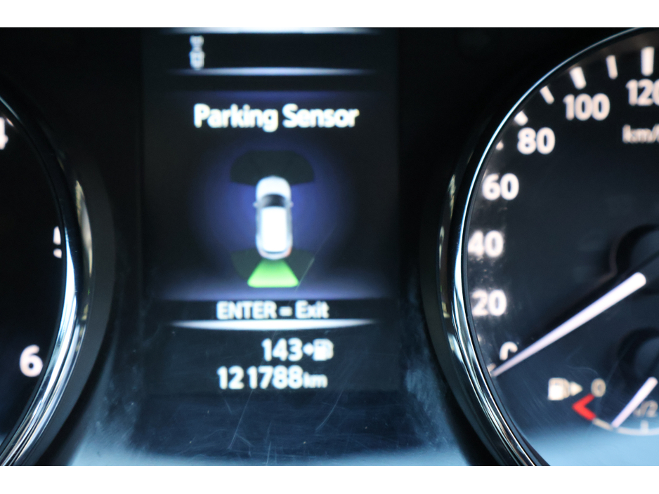 2017 Nissan Qashqai SV PREMIUM  Low Mileage Huge Spec €15,495