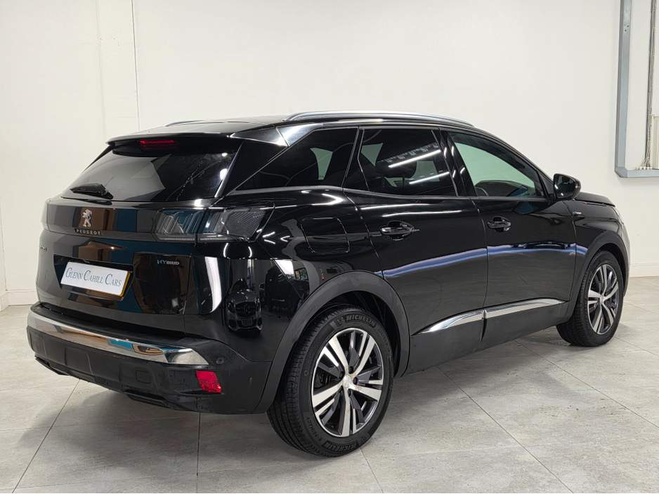 2023 Peugeot 3008 1.6 PHEV Allure Premium Plus 225 €29,750