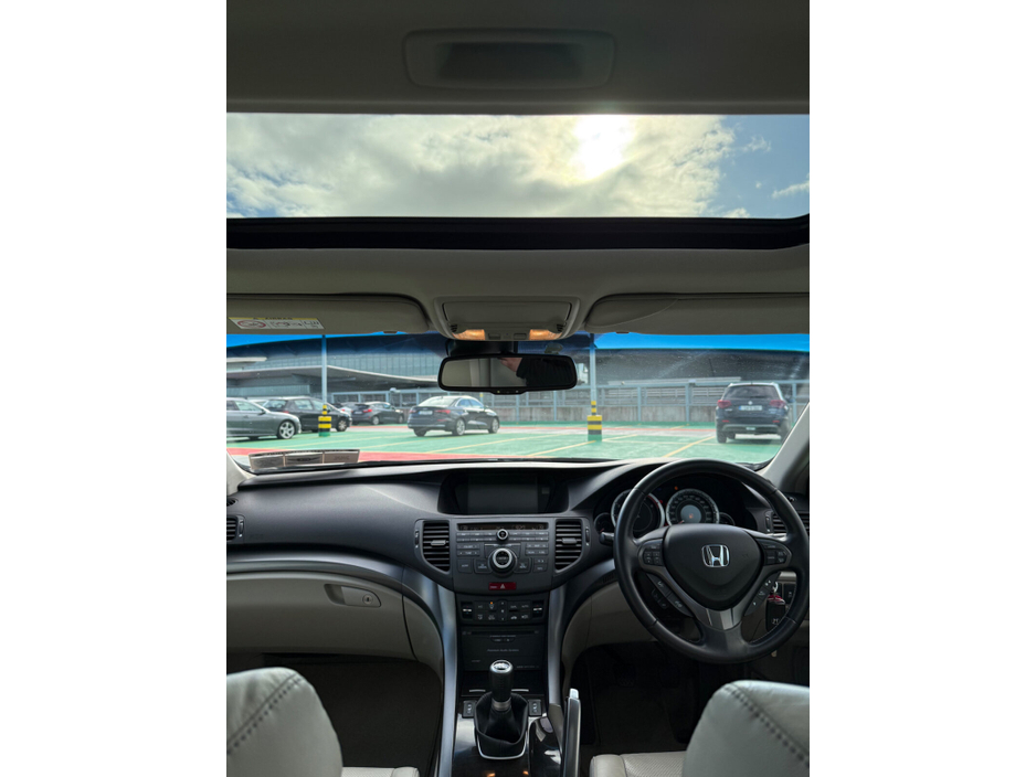 2014 Honda Accord - image 7