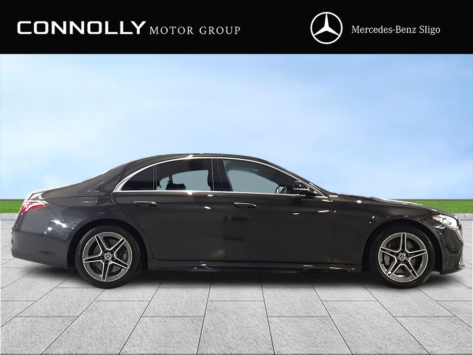 2022 Mercedes-Benz S Class - image 3