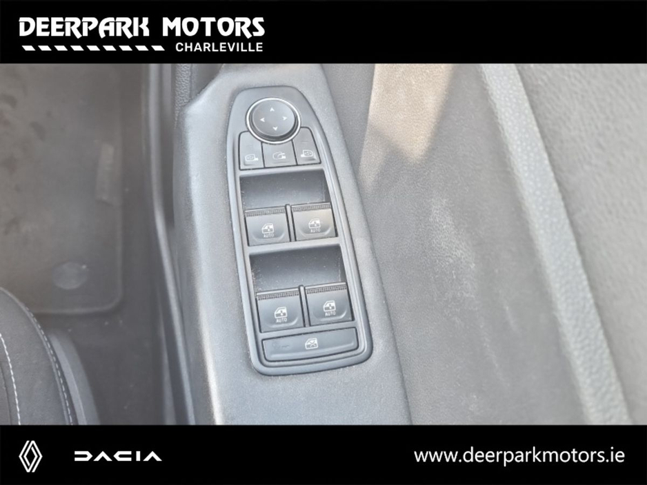 2020 Renault Captur TCe 100 Iconic €19,950