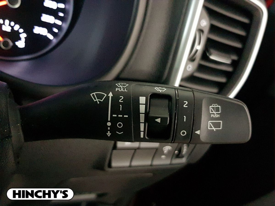 2022 Kia Sportage - image 22