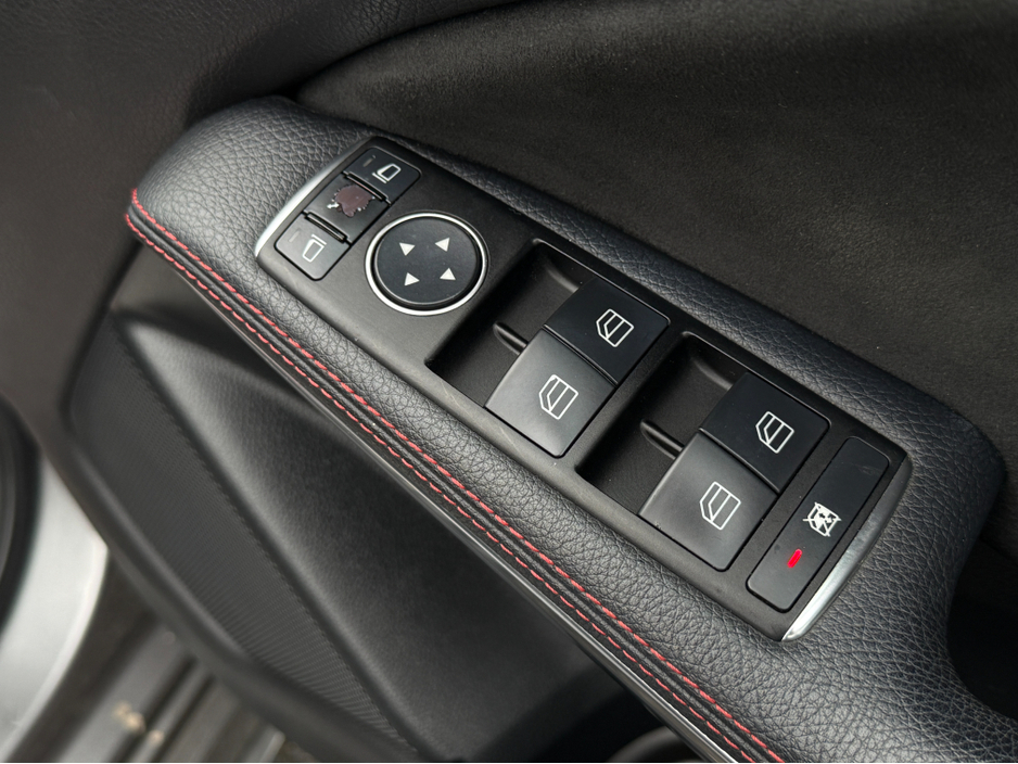 2013 Mercedes-Benz A Class - image 12