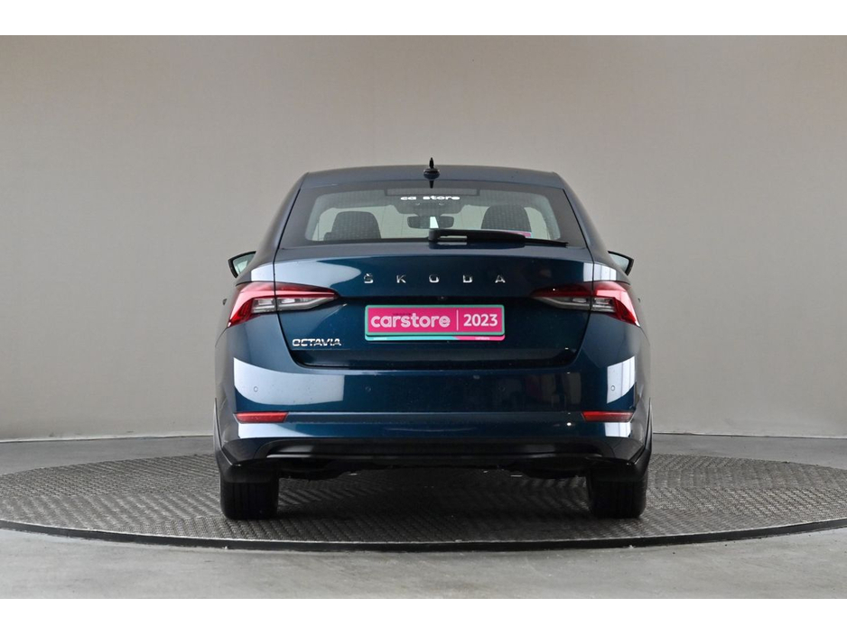 2023 Skoda Octavia 1.0TSI AMBITION 110BHP 6SPD €25,890