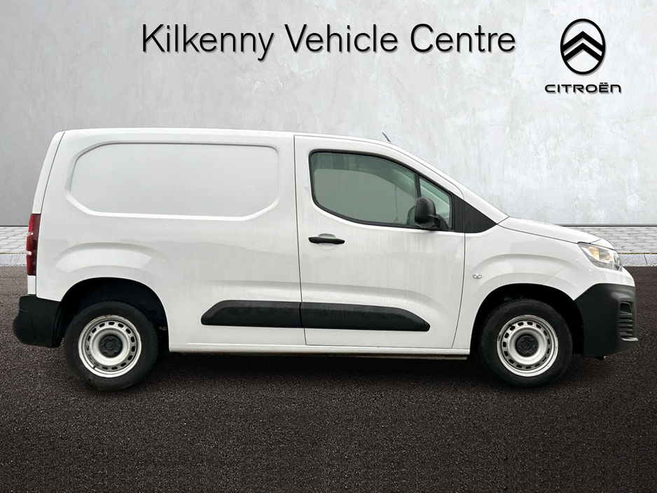 2024 Citroen Berlingo - image 3