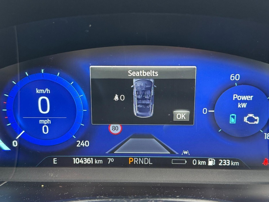 2020 Ford Kuga - image 11