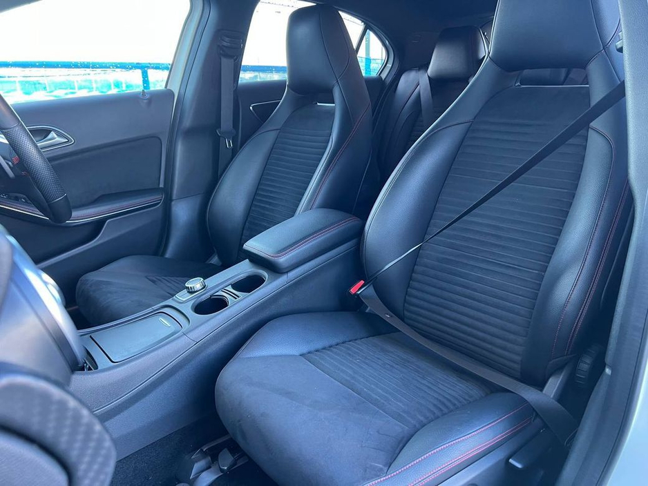 2013 Mercedes-Benz A Class - image 6