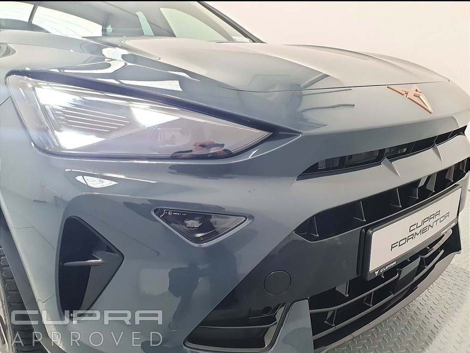 2025 Cupra Formentor VZ e-Hybrid 272hp Auto €48,495