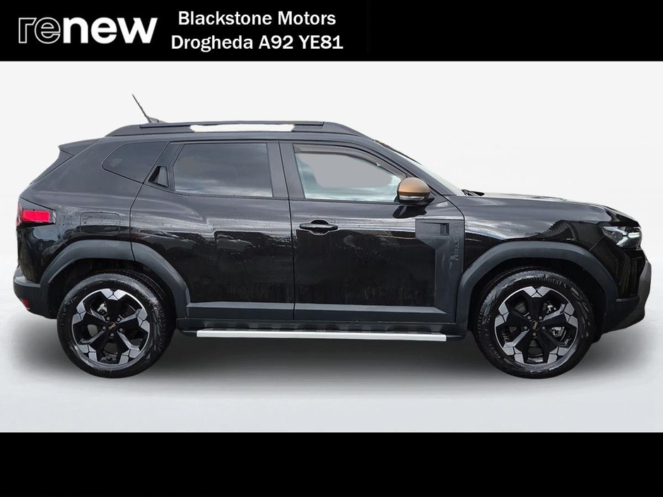 2025 Dacia Duster - image 7