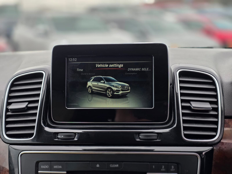 2016 Mercedes-Benz G Class - image 10