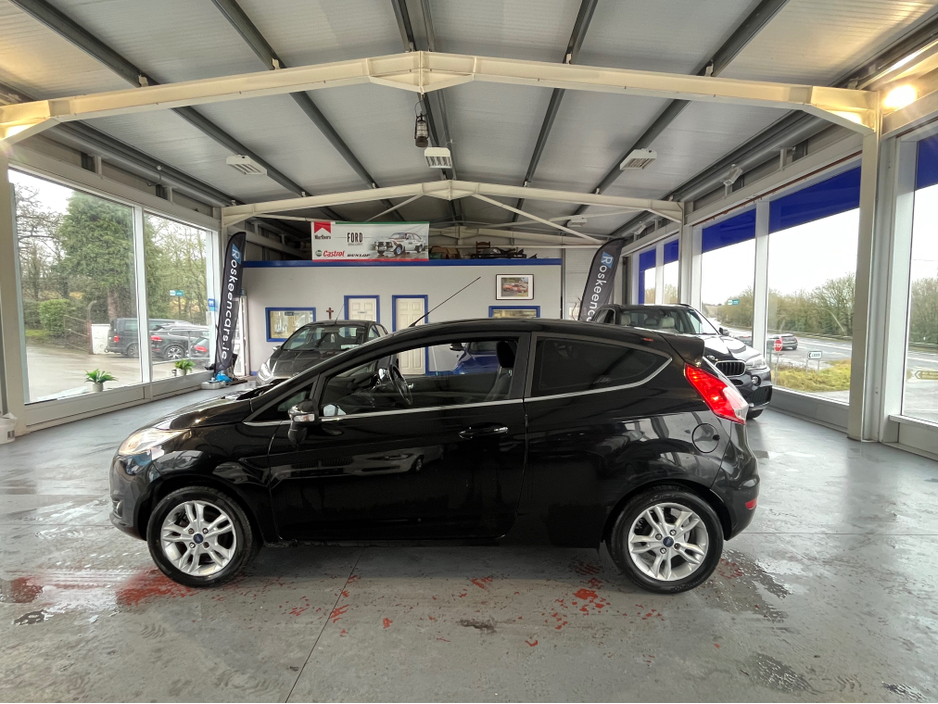 2017 Ford Fiesta ZETEC 1.2 petrol 60 bhp manual €9,950