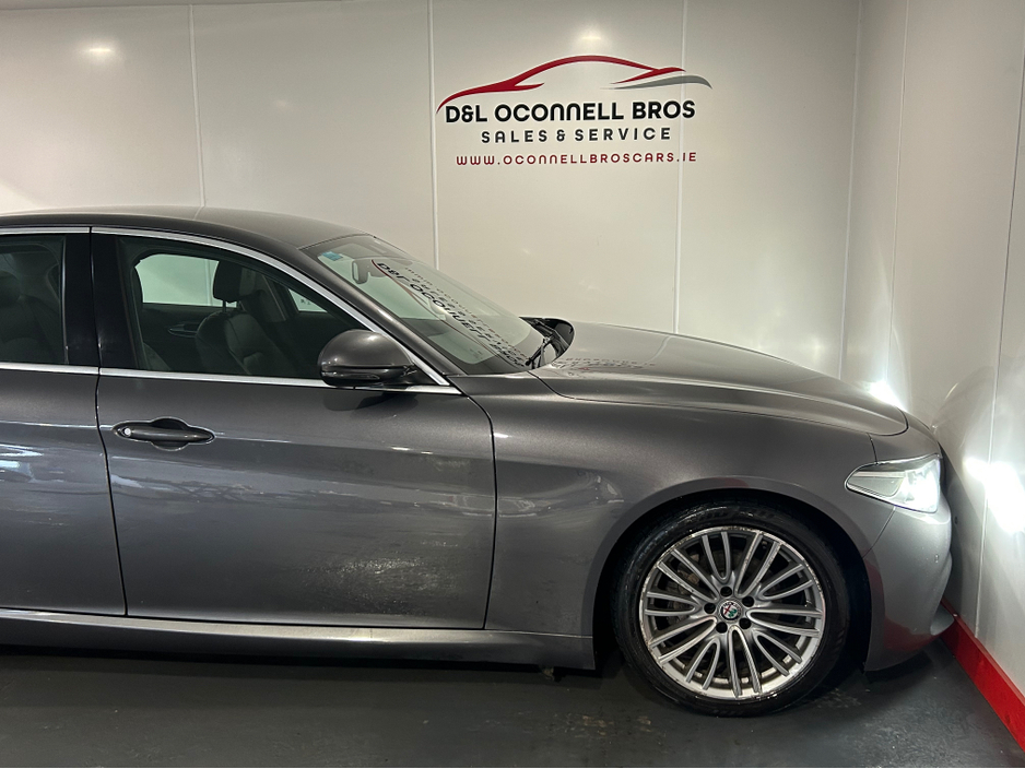 2017 Alfa Romeo Giulia 2.2JTD 180HP SUPER LUXURY 4DR AUTO €16,900