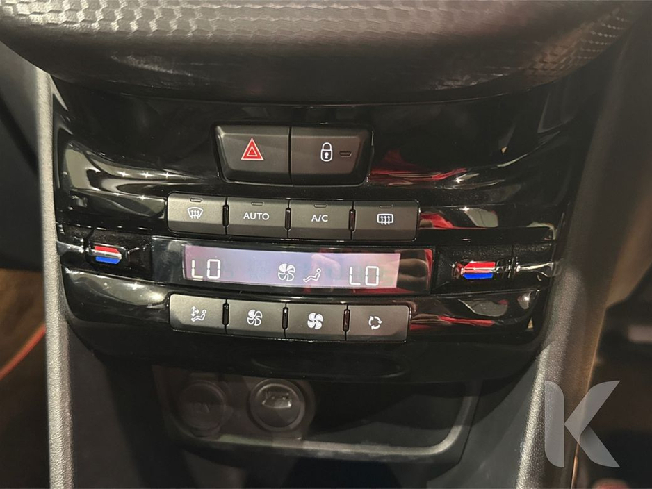 2016 Peugeot 2008 - image 20