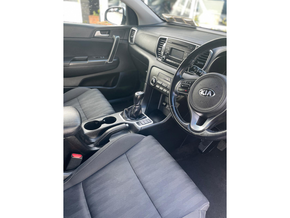 2018 Kia Sportage - image 7