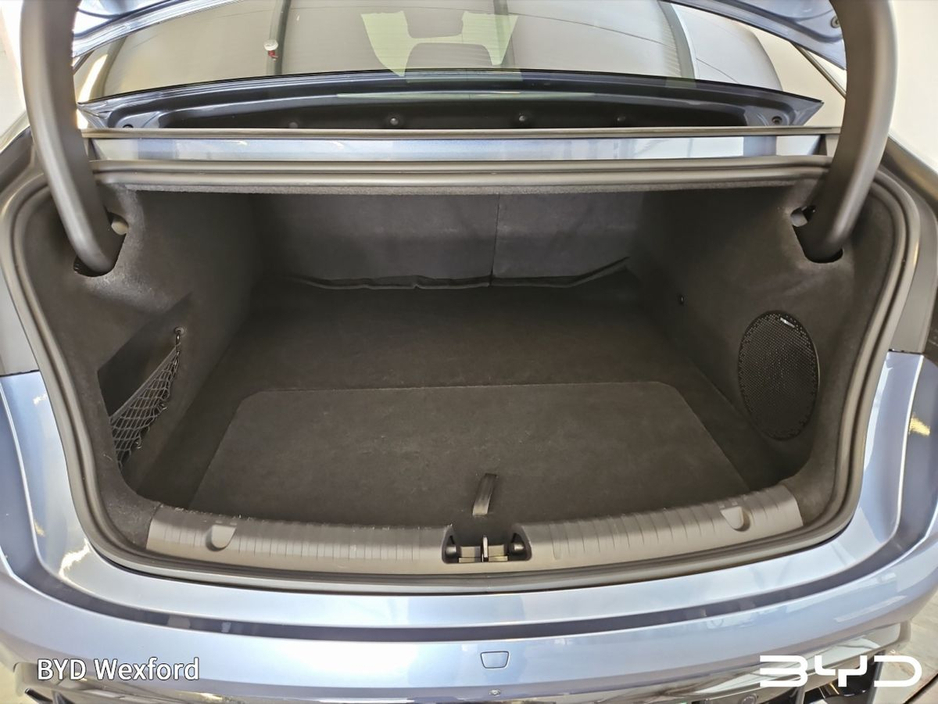 2025 BYD Seal - image 25