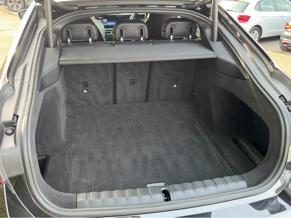 2022 BMW i4 - image 8