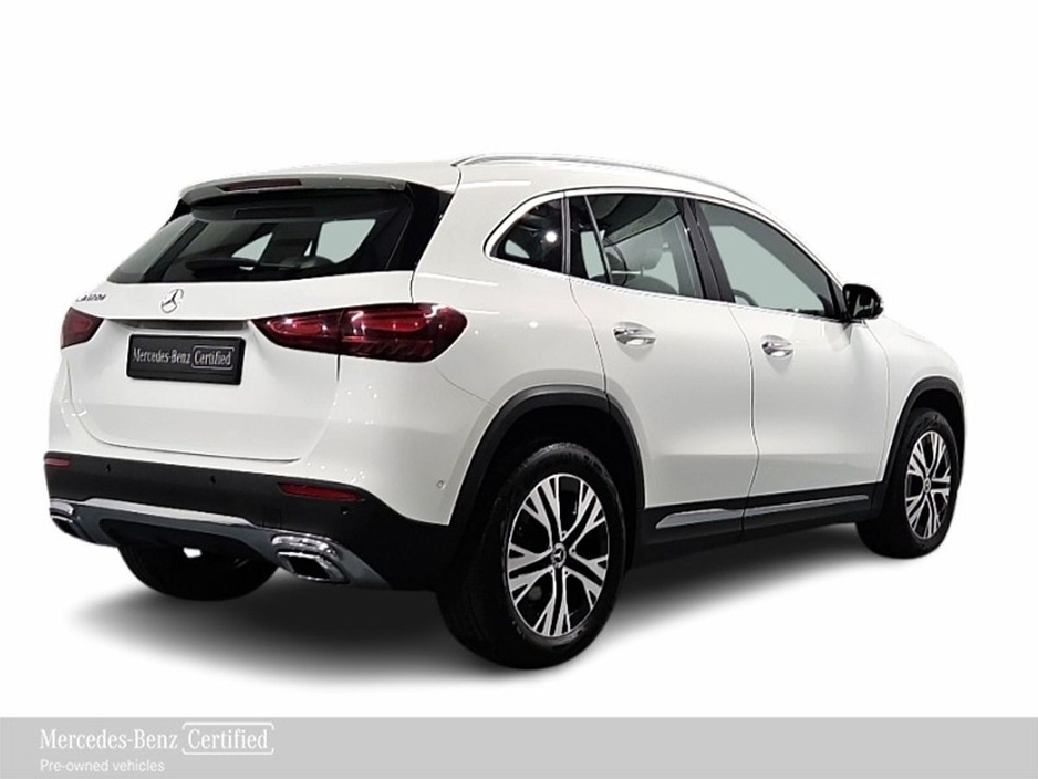 2024 Mercedes-Benz GLA Class - image 4