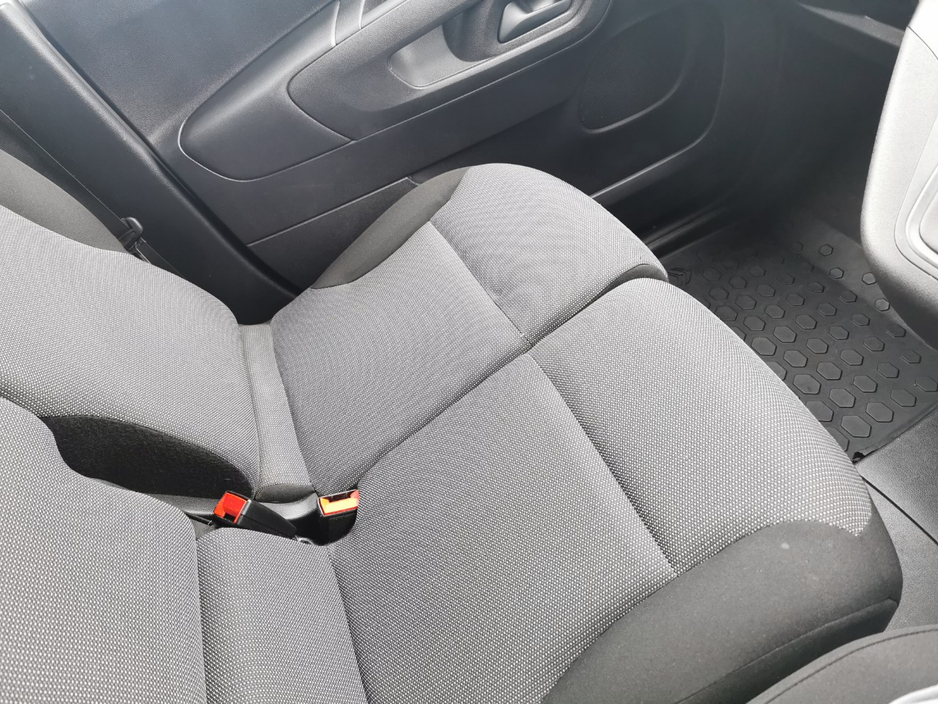 2022 Citroen Berlingo - image 20