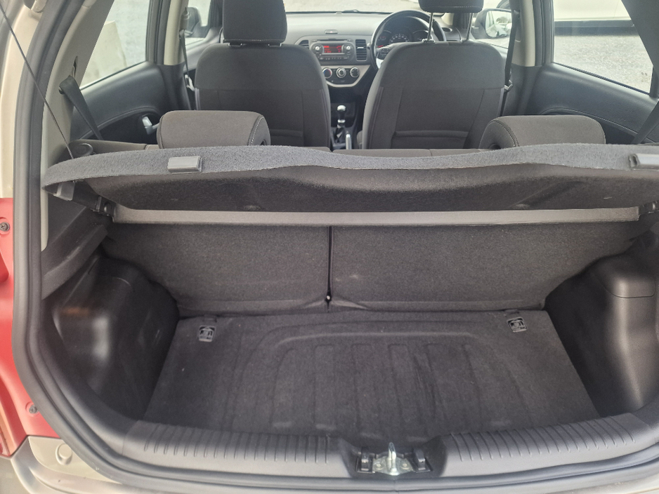 2016 Kia Picanto - image 17