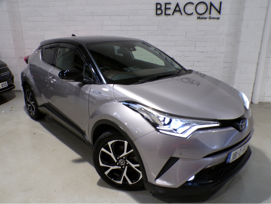 2018 Toyota C-HR 2018*32,000 MILES*HYBRID SPORT TOYOTA C-HR SELF CHARGING 1.8 AUTOMATIC*FANTASTIC CONDITION GREAT ON FUEL, POWER, COMFORT WITH A LOT OF SPACE ALL COMBINED FOR A FANTASTIC DRIVE. CAR COMES WITH FULL SAF €19,900