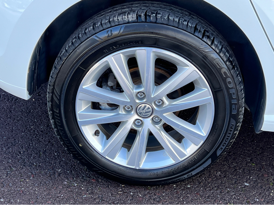 2018 Volkswagen Polo 1.2 TSI Auto DSG Huge spec €15,900