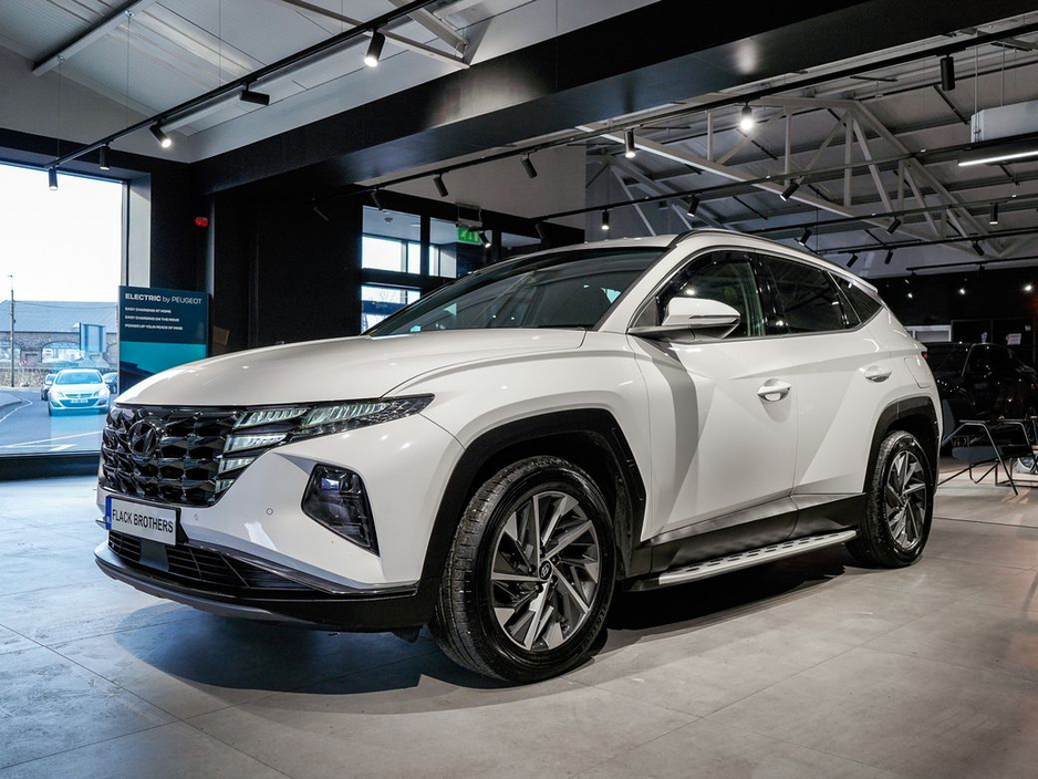 2023 Hyundai Tucson - image 4