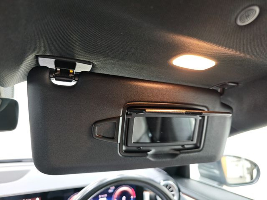 2022 Mercedes-Benz CLA Class - image 43