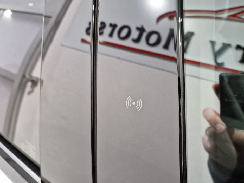 2024 Volvo EX30 - image 35