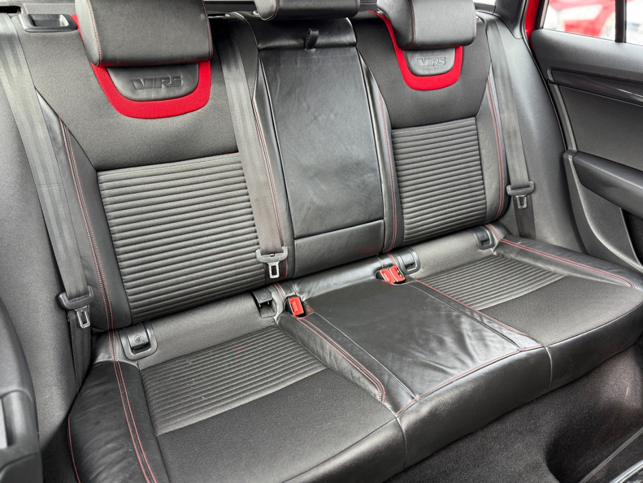 2016 Skoda Octavia - image 22