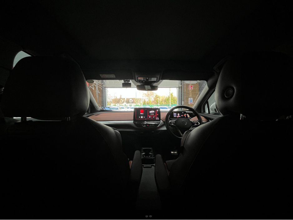 2022 Volkswagen ID.4 €26950 2022 VOLKSWAGEN ID.4 PRO LAUNCH EDITION AUTOMATIC / CRUISE CONTROL / 360° CAMERA / ELECTRIC MEMORY & HEATED SEATS / APPLE CARPLAY / AMBIENT LIGHTS / PANORAMIC SUNROOF €26,950