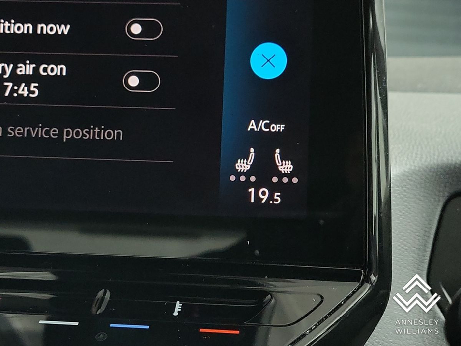 2023 Volkswagen ID.3 Life 204HP 58kWh €21,950