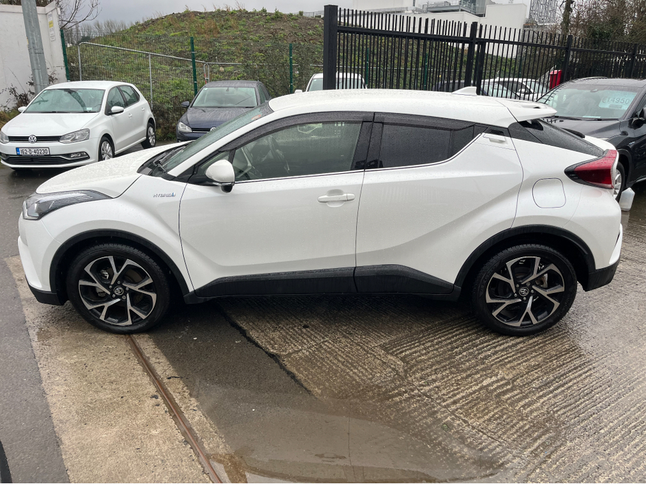 2019 Toyota C-HR 1.8 HYBRID AUTO LOW KM FULL LEATHER €19,950